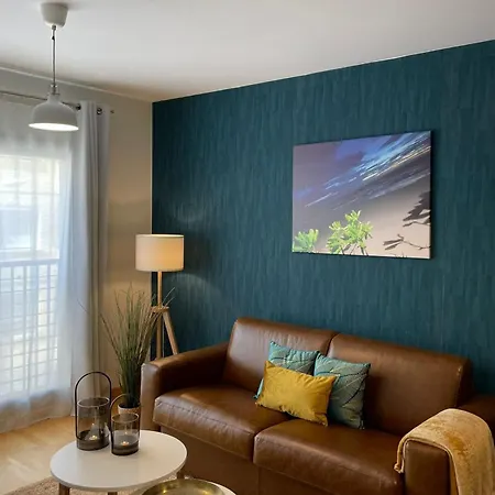 Apartment Charming 1 Bedroom In Malaga-hosted By Sweetstay